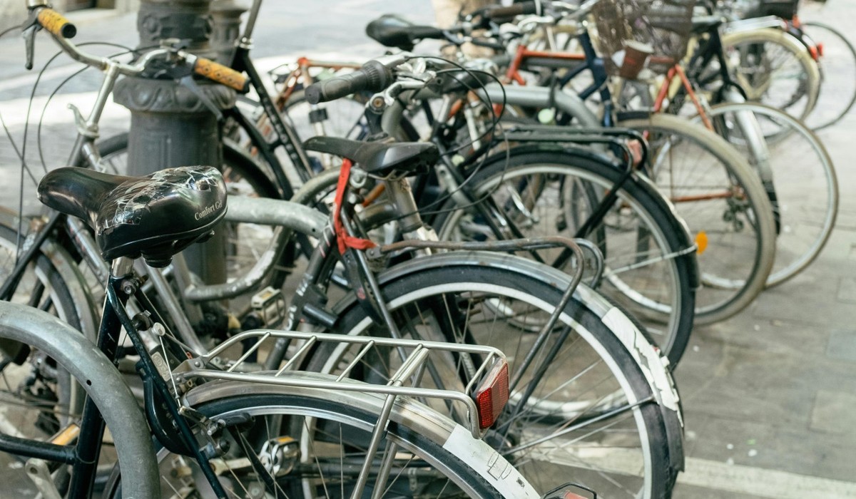66 zusätzliche Fahrradbügel am Hauptbahnhof sollen Parkdruck verringern