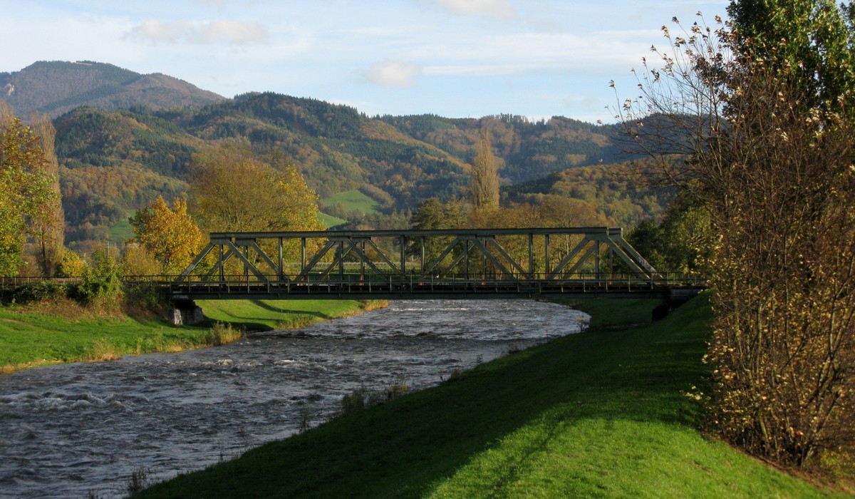 Erkundungsbohrungen auf der L110: Elzbrücke zeitweise nur einspurig befahrbar Erkundungsbohrungen auf der L110: Elzbrücke zeitweise nur einspurig befahrbar