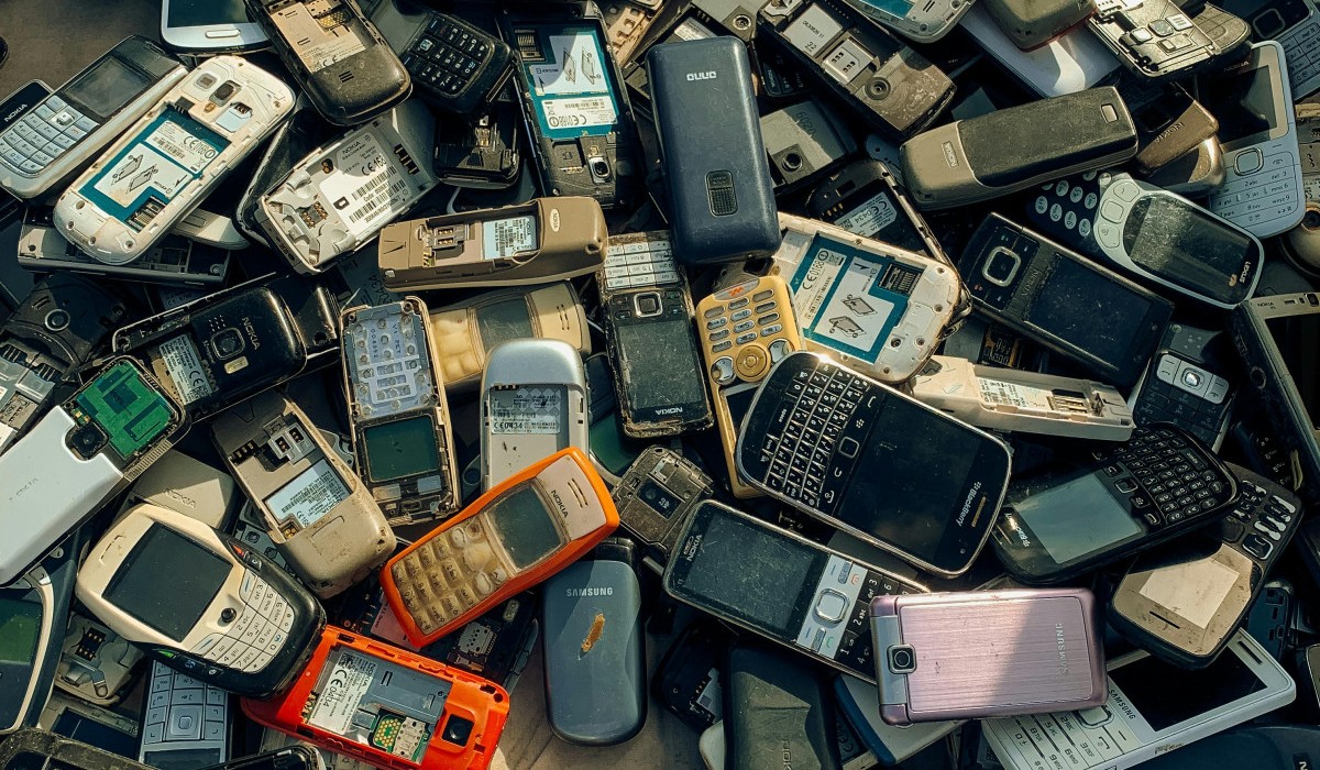 Freiburg verzeichnet Rekord bei Sammlung alter Handys: 656 Geräte abgegeben