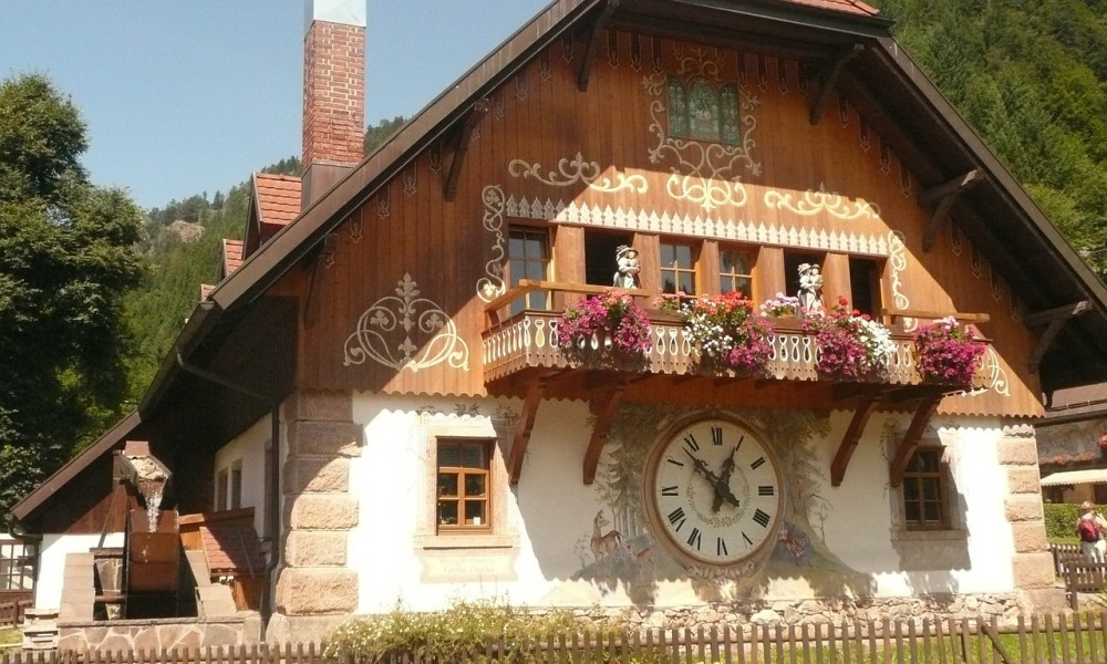 Traditionen im Schwarzwald: Feste und Bräuche, die man kennen sollte