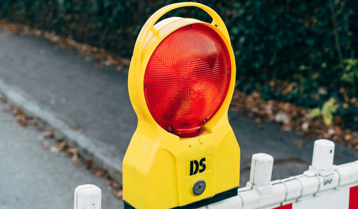 Vollsperrung an der Breisgauer Straße wegen Kanalanschluss für Bauprojekt