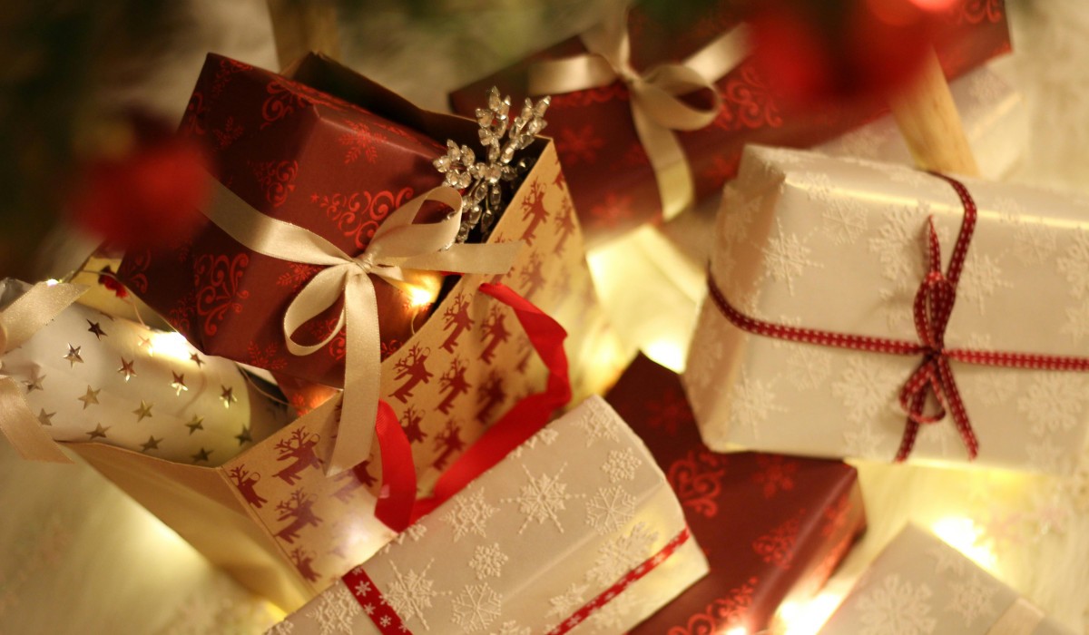 Wunschbaum 2025 in Freiburg: Geschenke für Kinder an zwei Standorten